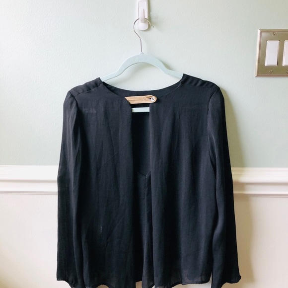 Black blouse - Picture 2 of 4